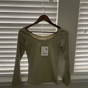 ❌SOLD❌ OAK+FORT SCOOP NECK TOP